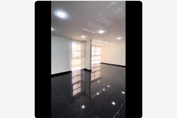 Foto de inmueble en AV DE LOS BOSQUES #49, Col. Lomas de Tecamachalco C.P. 53950, Naucalpan de Juárez