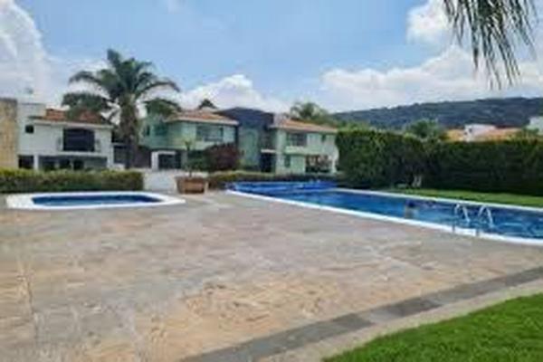 Foto de inmueble en Av de los cedros, Col. San Jose Del Tajo C.P. 45645, Tlajomulco de Zúñiga