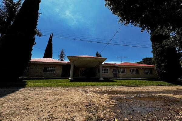 Foto de inmueble en Av de los Charales, Col. Jocotepec Centro C.P. 45800, Jocotepec