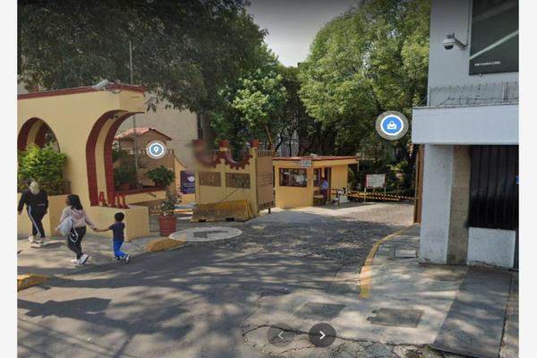 Foto de inmueble en AV DE LOS INSURGENTES SUR #4411, Col. Tlalcoligia C.P. 14430, Tlalpan