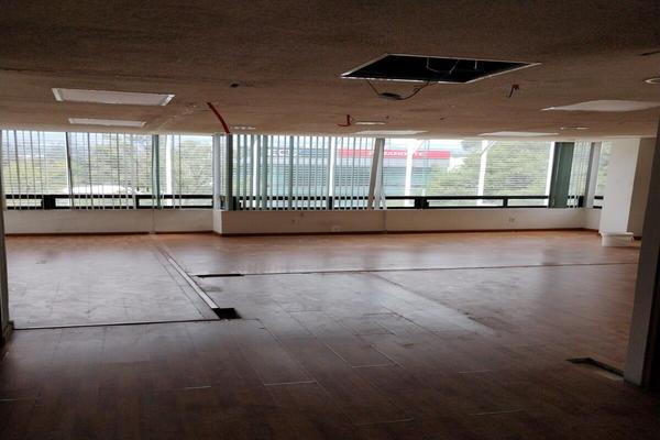 Foto de inmueble en Av. de los Insurgentes Sur, Col. Vergel Tlalpan C.P. 14310, Tlalpan