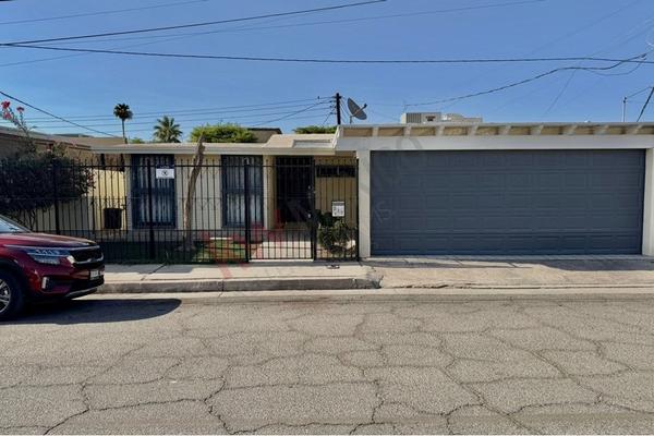 Foto de inmueble en Av. De los Naranjos #317, Col. Chapultepec los Pinos C.P. 21260, Mexicali