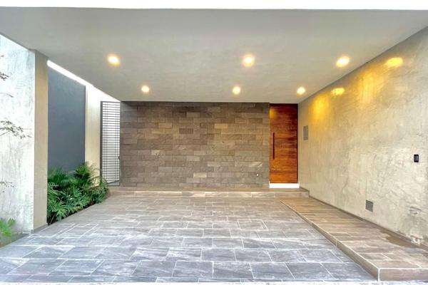 Foto de inmueble en Avenida del árbol Zamora , Col. Residencial las Américas C.P. 59698, Zamora