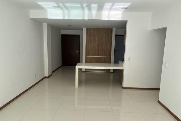 Foto de inmueble en Avenida Del Bajío, Col. El Bajío C.P. 45017, Zapopan