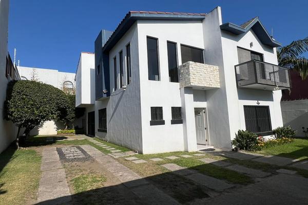 Foto de inmueble en Ave del Bosque, Col. Lomas de Agua Caliente 5a Sección C.P. 22034, Tijuana