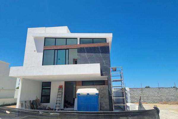 Foto de inmueble en Av del delfín, Col. Delfines C.P. 82132, Mazatlán