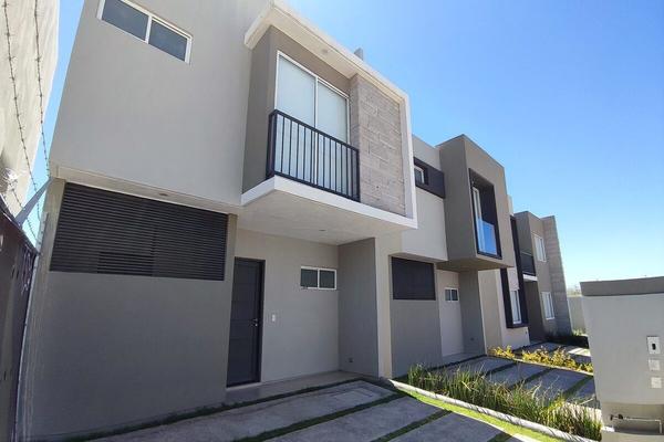 Foto de inmueble en Av del Jardin, Col. Canteras de San Javier C.P. 20207, Aguascalientes