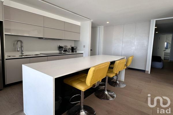 Foto de inmueble en Av. del Mar #238, Col. Telleria C.P. 82017, Mazatlán