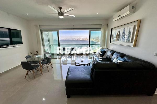 Foto de inmueble en Av. del Mar, Col. Reforma C.P. 82030, Mazatlán
