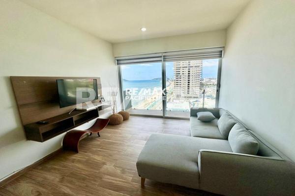 Foto de inmueble en Avenida Del Mar, Col. Telleria C.P. 82017, Mazatlán