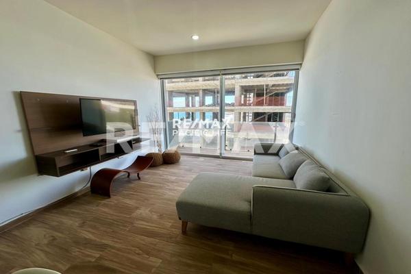 Foto de inmueble en Av. del Mar, Col. Telleria C.P. 82017, Mazatlán