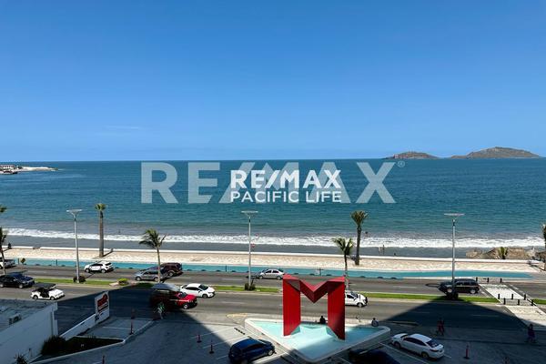 Foto de inmueble en AV DEL MAR, TORRE EME, Col. Reforma C.P. 82030, Mazatlán