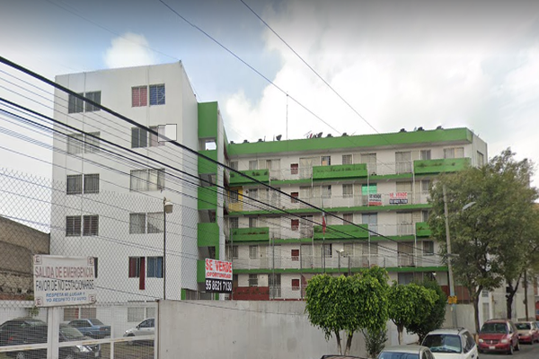 Foto de inmueble en Av. del Peñon, Col. Revolución C.P. 15460, Venustiano Carranza