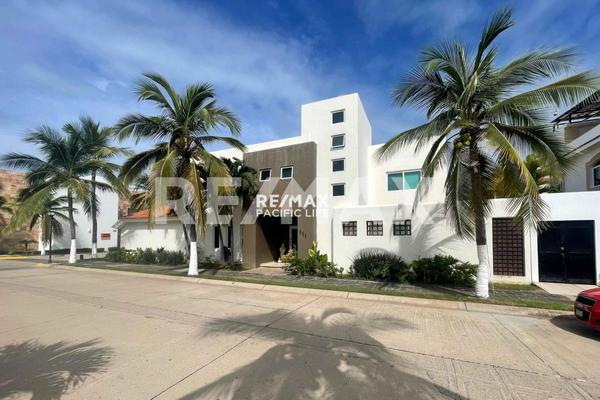 Foto de inmueble en Av del Rosario Y NTRA. SRA, Col. Cerritos Resort C.P. 82112, Mazatlán