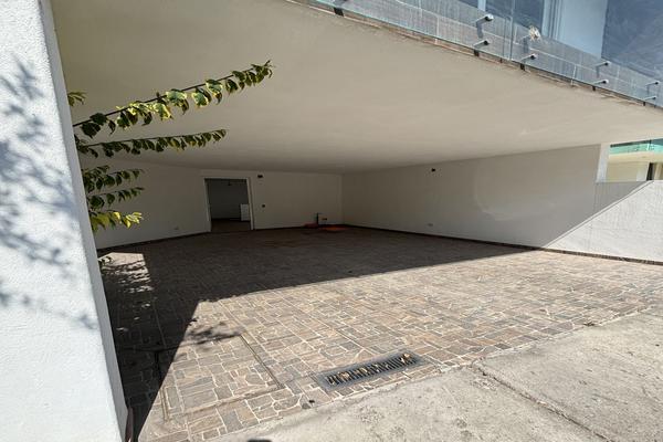 Foto de inmueble en Avenida del Valle, Col. Loretta C.P. 20326, Aguascalientes