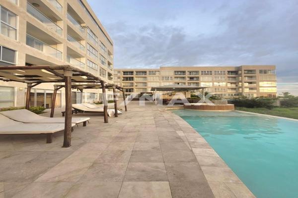 Foto de inmueble en Av. Delfin, Col. Marina Mazatlán C.P. 82103, Mazatlán