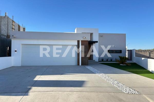 Foto de inmueble en Av. Ejercito Nacional, Col. Quintas del Solar C.P. 32543, Juárez