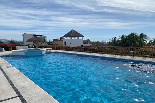 Foto de inmueble en Av. El Anclote, Col. Punta de Mita C.P. 63734, Bahía de Banderas