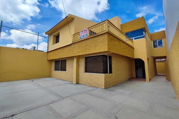 Foto de inmueble en AV. EL JACAL, Col. Jardines de La Hacienda C.P. 76180, Querétaro