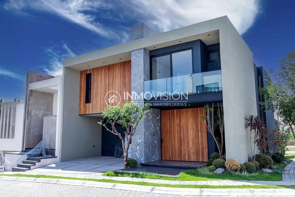 Foto de inmueble en Avenida el Jagüey, Col. San Bernardino Tlaxcalancingo C.P. 72820, San Andrés Cholula
