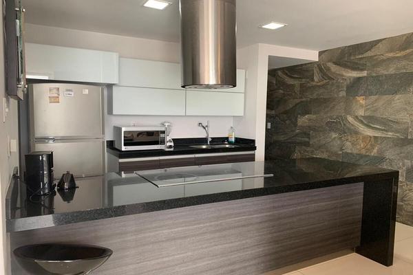 Foto de inmueble en Avenida Eugenio Garza Sada 3820, Col. Mas Palomas (Valle de Santiago) C.P. 64780, Monterrey