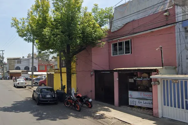 Foto de inmueble en AV.FERNANDO AMILPA #105, Col. C.T.M. Atzacoalco C.P. 07090, Gustavo A. Madero
