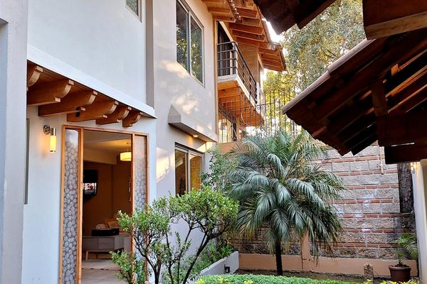Foto de inmueble en Av. Fontanas, Col. Avándaro C.P. 51200, Valle de Bravo