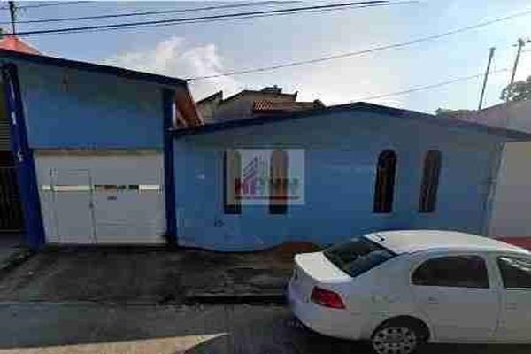 Foto de inmueble en Ave. Francisco I. Madero, Col. Guadalupe Victoria C.P. 96520, Coatzacoalcos