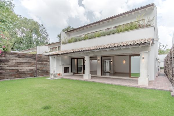 Foto de inmueble en Avenida Francisco Sosa 235, Col. Barrio Santa Catarina C.P. 04010, Coyoacán
