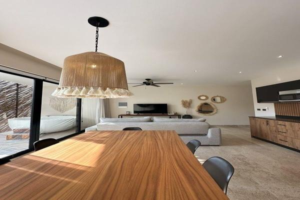 Foto de inmueble en Av. Fundadores de Tulum, Col. La Veleta C.P. 77760, Tulum