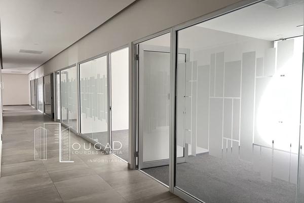 Foto de inmueble en Ave Garza Sada, Col. Contry C.P. 64860, Monterrey
