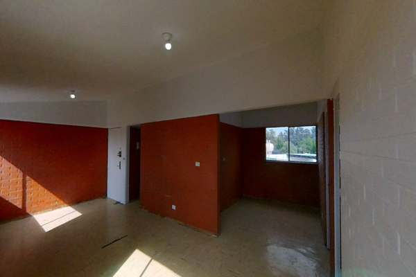 Foto de inmueble en AV GAVILAN, Col. San Miguel C.P. 09360, Iztapalapa