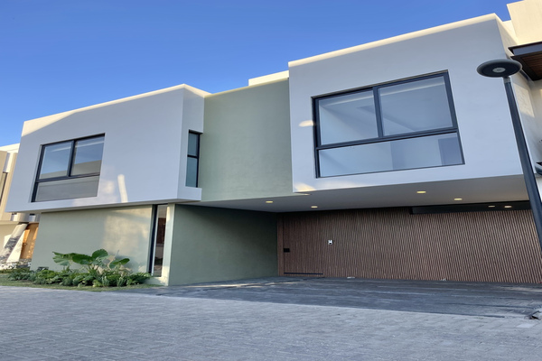 Foto de inmueble en Avenida General Ramón Corona 4432, Col. La Mojonera C.P. 45019, Zapopan