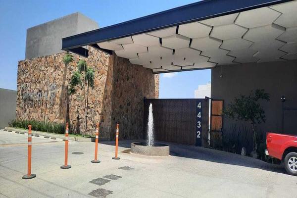 Foto de inmueble en Av. General Ramón Corona número 4432Coto Sequoia Casa 9, Col. La Mojonera C.P. 45019, Zapopan