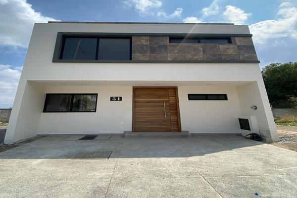 Foto de inmueble en Avenida Guadalajara, Col. Valle Imperial C.P. 45134, Zapopan