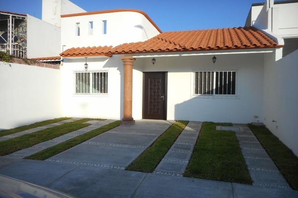Foto de inmueble en AV HACIENDA DE LA PIRAMIDE, Col. Residencial las Trojes C.P. 76908, Corregidora