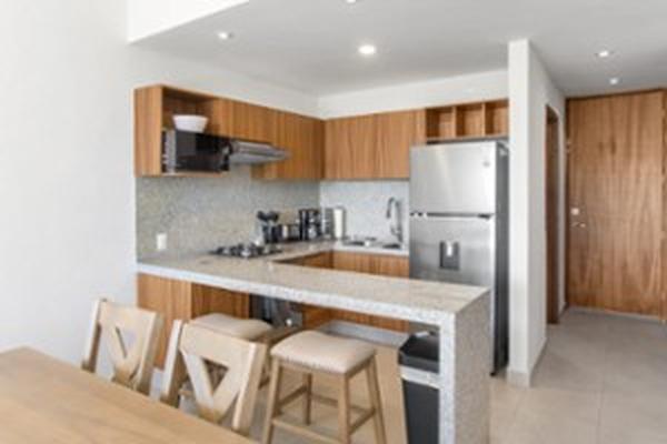 Foto de inmueble en Avenida Héroe de Nacozari #51, Col. Loma Bonita C.P. 63732, Bahía de Banderas