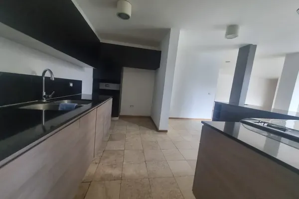 Foto de inmueble en Av Hidalgo #743, Col. Americana C.P. 44160, Guadalajara