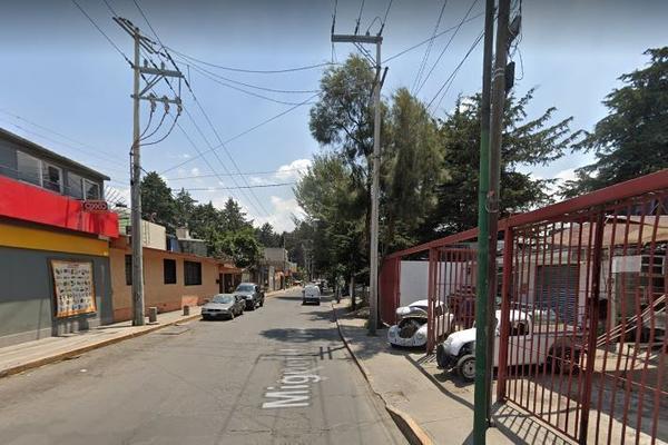 Foto de inmueble en Avenida Hidalgo, Col. San Miguel Ajusco C.P. 14700, Tlalpan