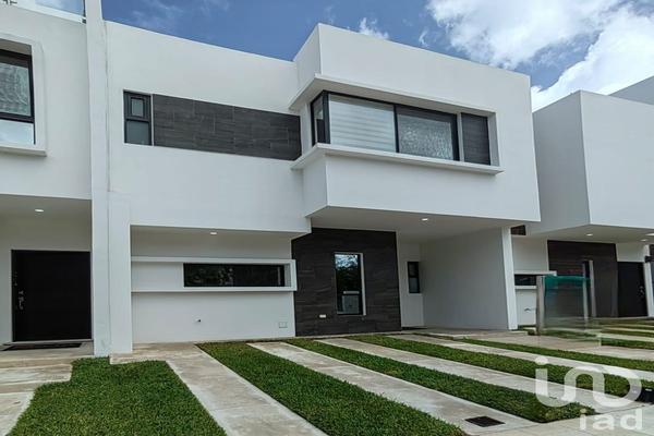 Foto de inmueble en Av. Huayacan km 6 #178, Col. Alfredo V Bonfil C.P. 77560, Benito Juárez