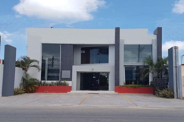 Foto de inmueble en Av Huayacan, Col. Supermanzana 312 C.P. 77533, Benito Juárez