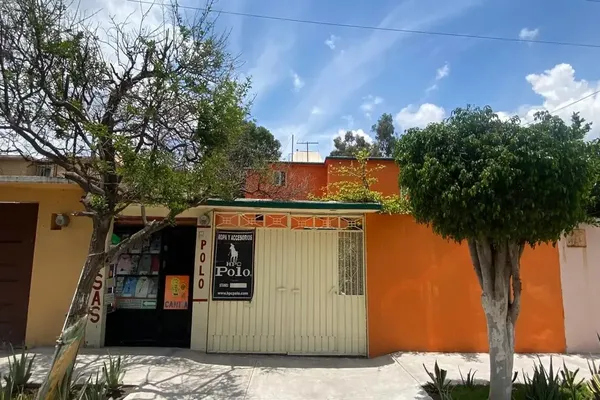 Foto de inmueble en av ignacio lopez rayon #88, Col. Jardines de Morelos Sección Flores C.P. 55070, Ecatepec de Morelos