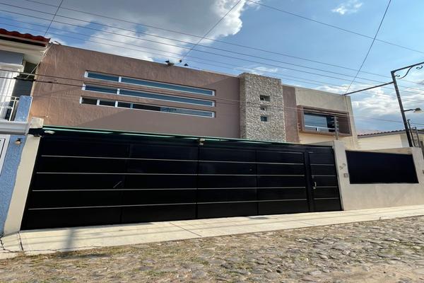 Foto de inmueble en Av Industria Textil, Col. San Francisco C.P. 45130, Zapopan