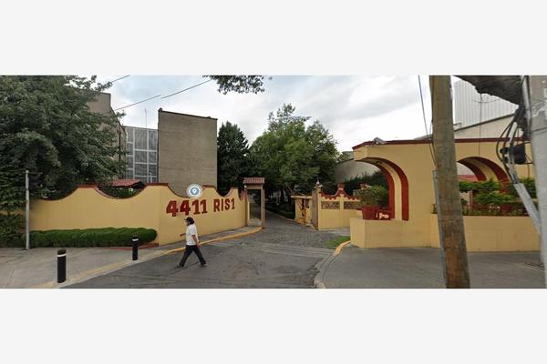 Foto de inmueble en Av. Insurgentes Sur #4411, Col. Tlalcoligia C.P. 14430, Tlalpan