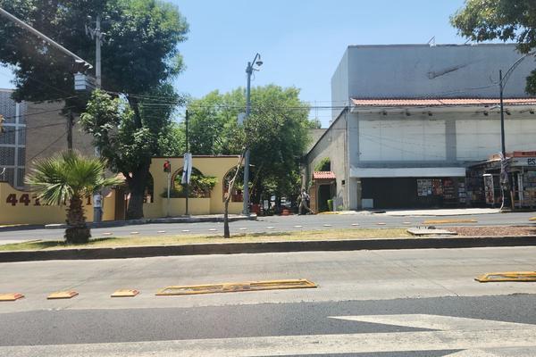 Foto de inmueble en Av. Insurgentes Sur, Col. Tlalcoligia C.P. 14430, Tlalpan