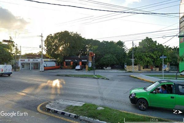 Foto de inmueble en Av. Itzáes, Col. Sambula C.P. 97250, Mérida