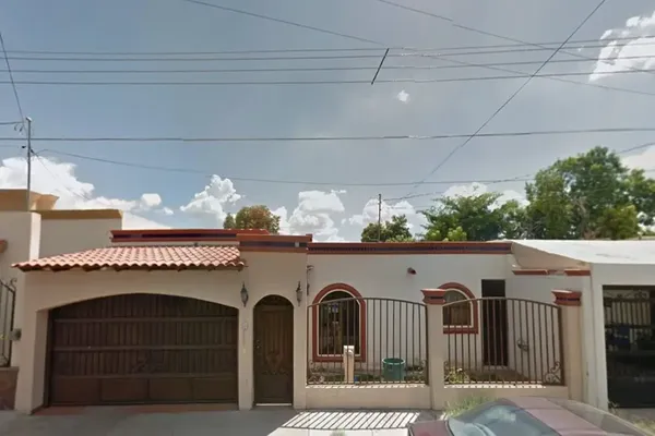 Foto de inmueble en Av. Jaime Nuno #00, Col. Periodista C.P. 83156, Hermosillo