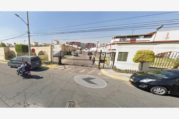 Foto de inmueble en Av. Jardines de Morelos #1, Col. Jardines de Morelos Sección Bosques C.P. 55070, Ecatepec de Morelos