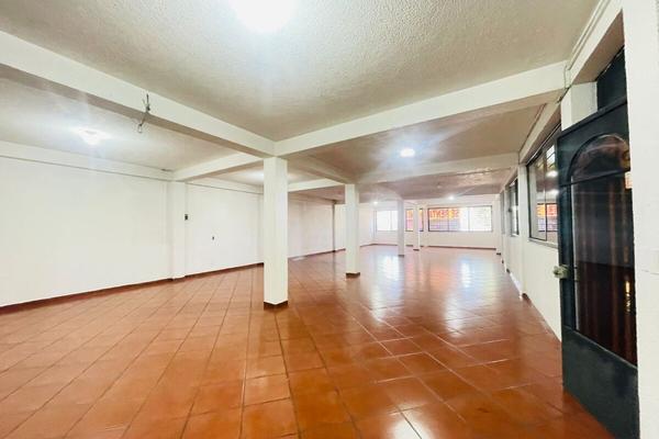 Foto de inmueble en AV. JARDINES DE MORELOS, Col. Jardines de Morelos 5a Sección C.P. 55075, Ecatepec de Morelos