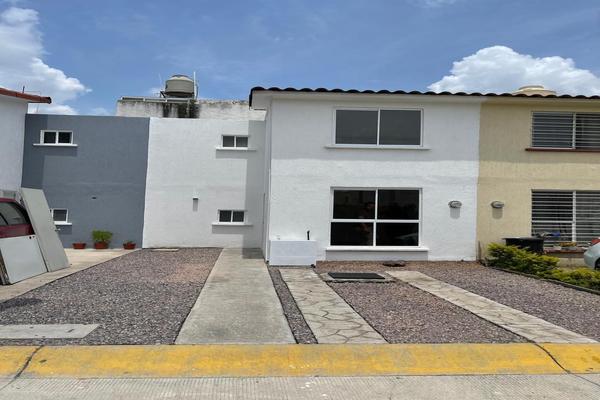 Foto de inmueble en Av. Jesús Michel González, Col. Geovillas Los Olivos C.P. 45601, San Pedro Tlaquepaque
